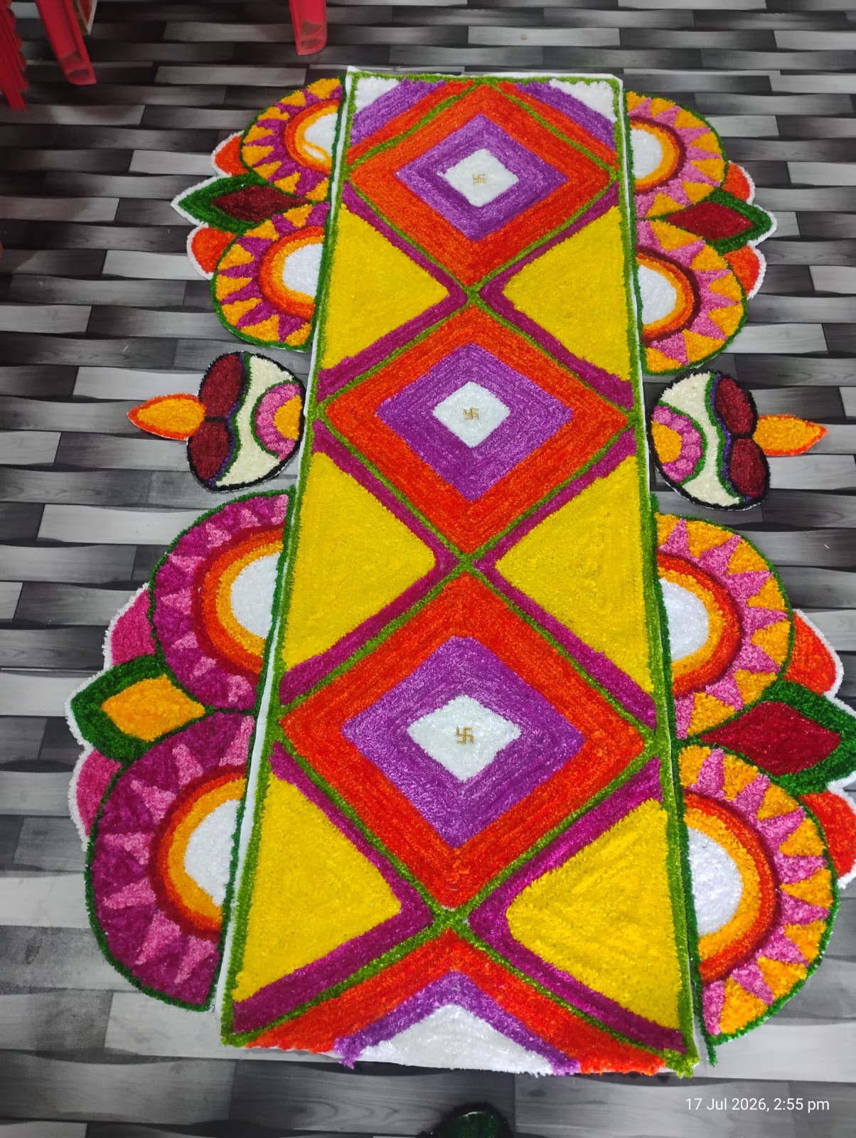 पारंपरिक लांब रेडीमेड रांगोळी मॅट | Premium Traditional Long Rangoli Mat
