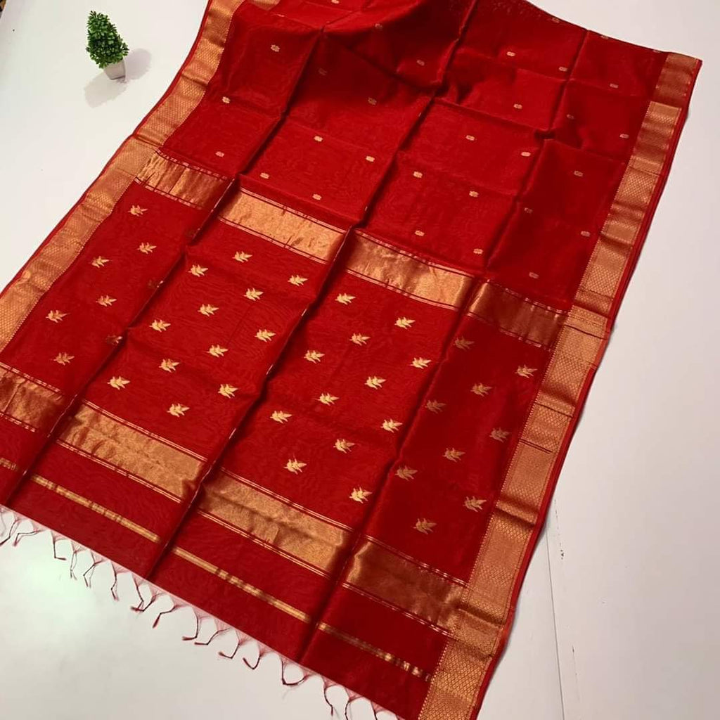 Elegant Maheshwari Silk Blend Saree