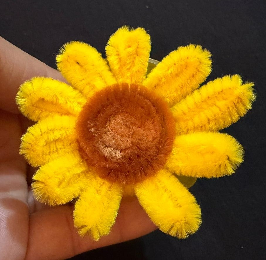 Handmade Floral Hair Claw Clip for Women | Soft Fuzzy Flower Hair Accessory | Stylish Everyday Hair Clip