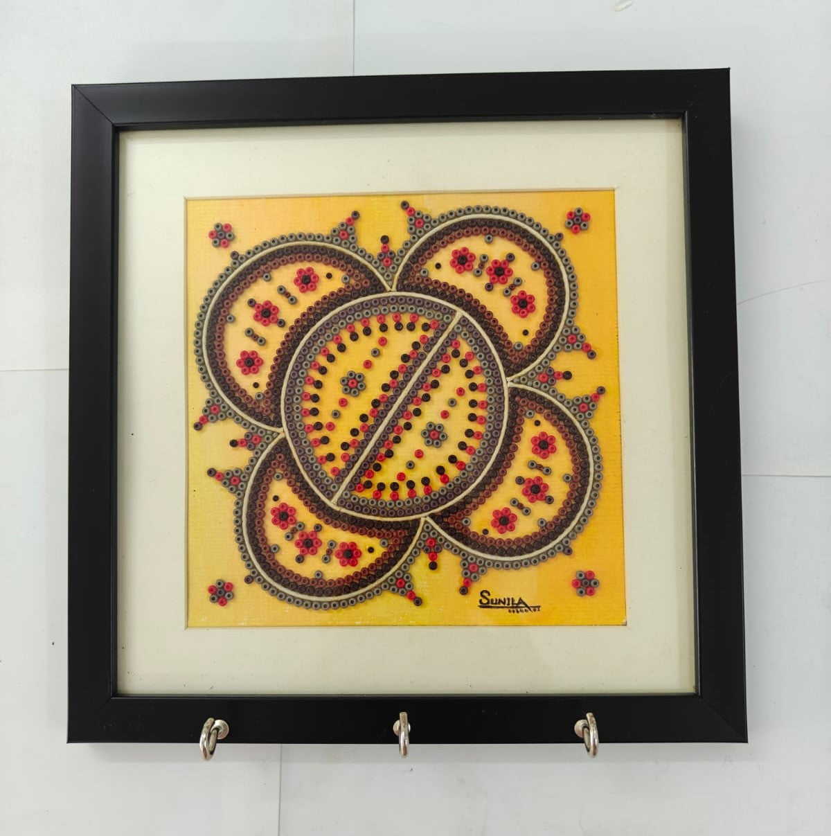 9 x 9 Inch Handmade Mandala Multipurpose Key Holder with Photo Frame