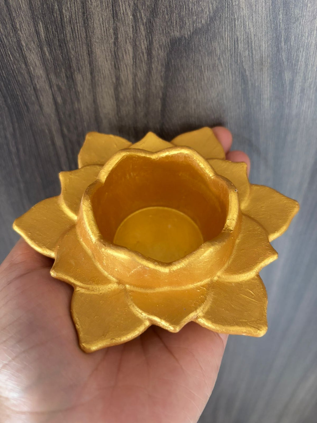 प्रीमियम हस्तनिर्मित कमळ आकाराचा सजावटीचा दिवा | Lotus Tea Light Candle Holder